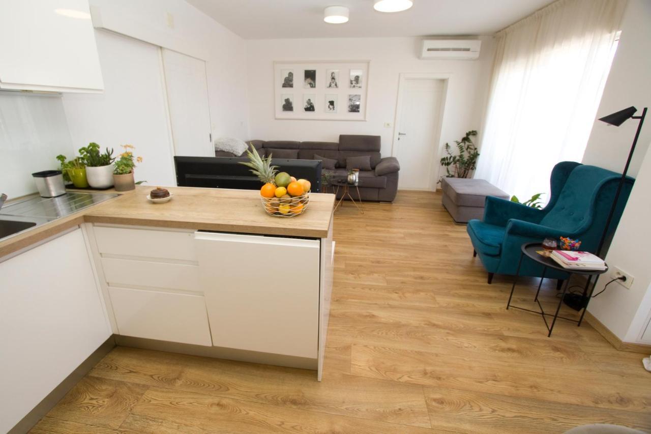 Apartmani Leo-Marin Makarská Exteriér fotografie